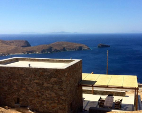 Отель Deep Blue Villas  Серифос